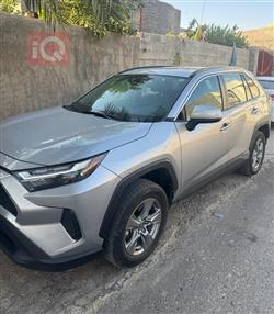 تۆیۆتا ڕاڤ 4